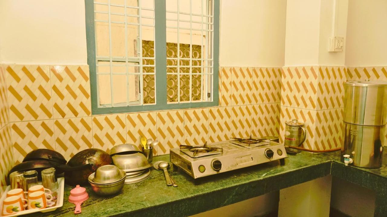 Taj Residency Holiday Homestay -Entire 1Bhk & 2Bhk Private Apartments -Call 767Ooo54Oo Jorhāt Esterno foto
