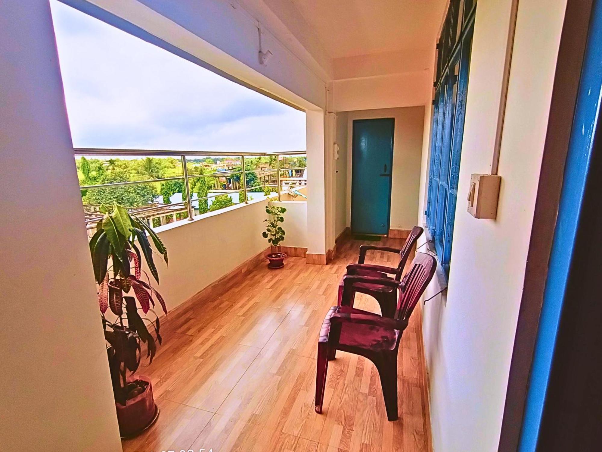 Taj Residency Holiday Homestay -Entire 1Bhk & 2Bhk Private Apartments -Call 767Ooo54Oo Jorhāt Esterno foto