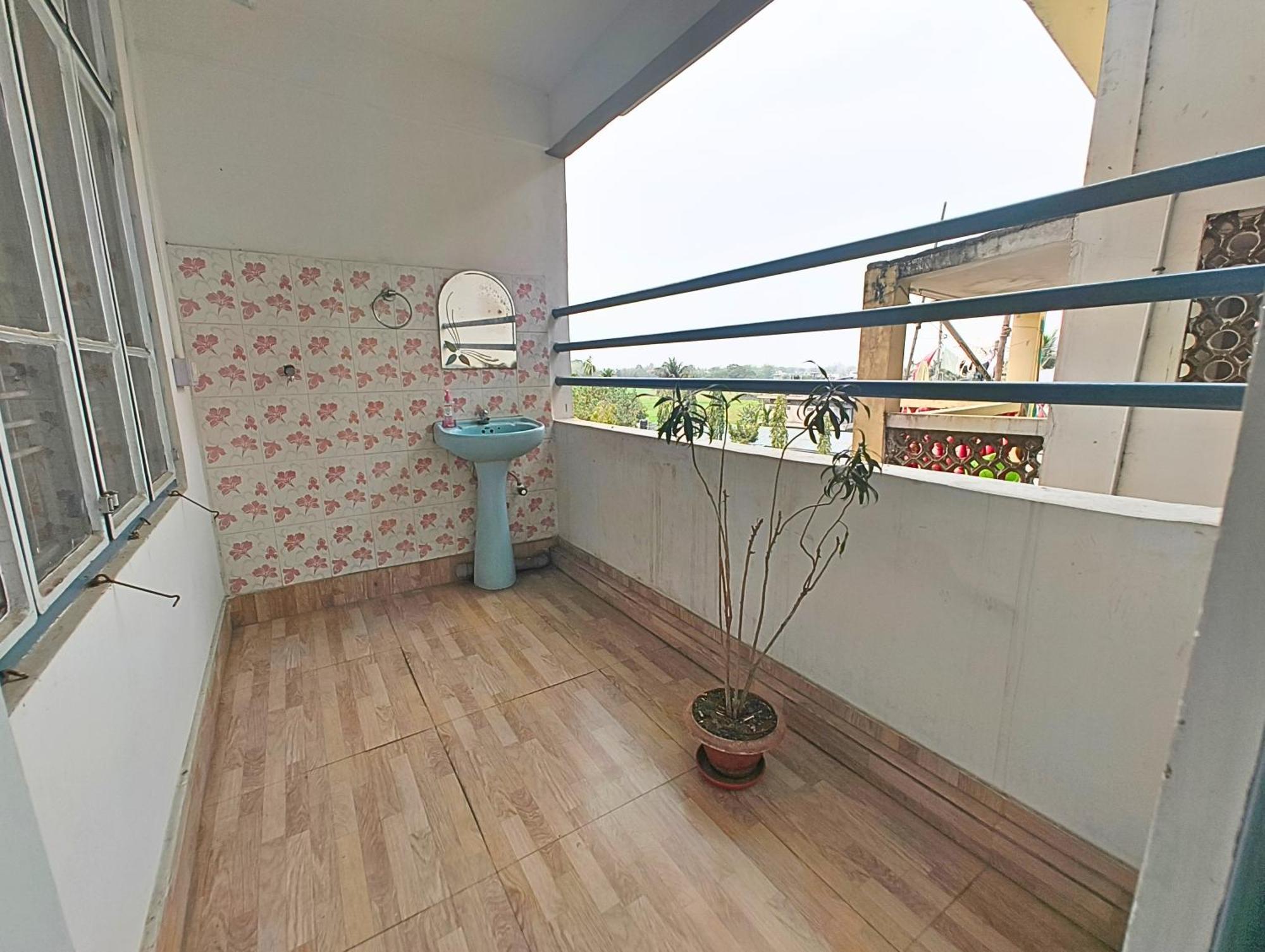 Taj Residency Holiday Homestay -Entire 1Bhk & 2Bhk Private Apartments -Call 767Ooo54Oo Jorhāt Esterno foto