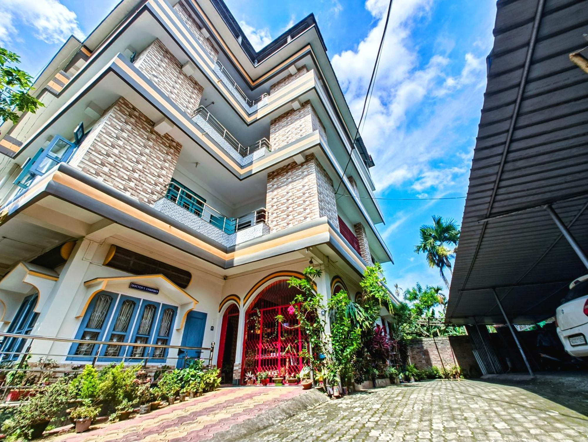 Taj Residency Holiday Homestay -Entire 1Bhk & 2Bhk Private Apartments -Call 767Ooo54Oo Jorhāt Esterno foto